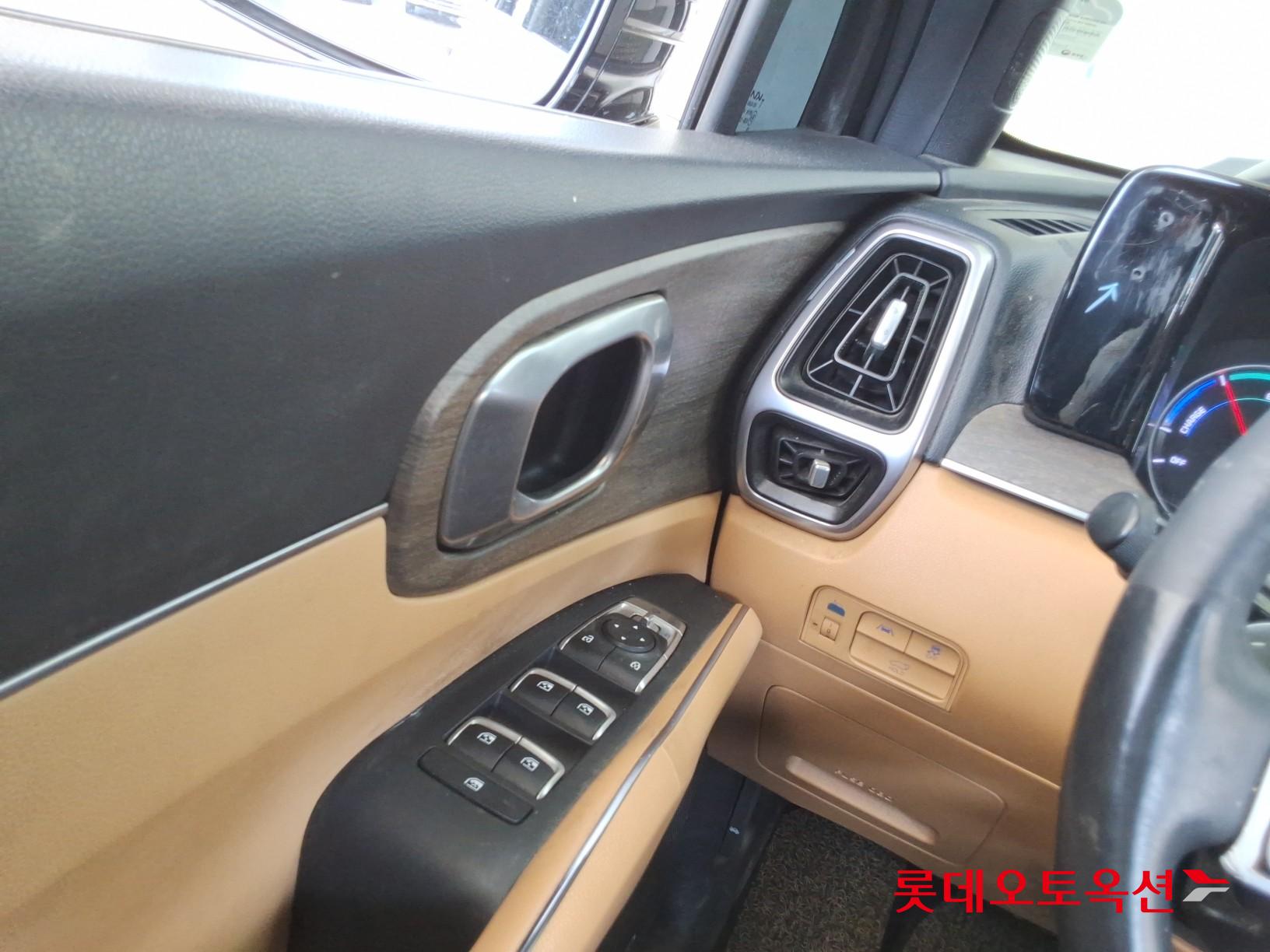 2022 - kia sorento