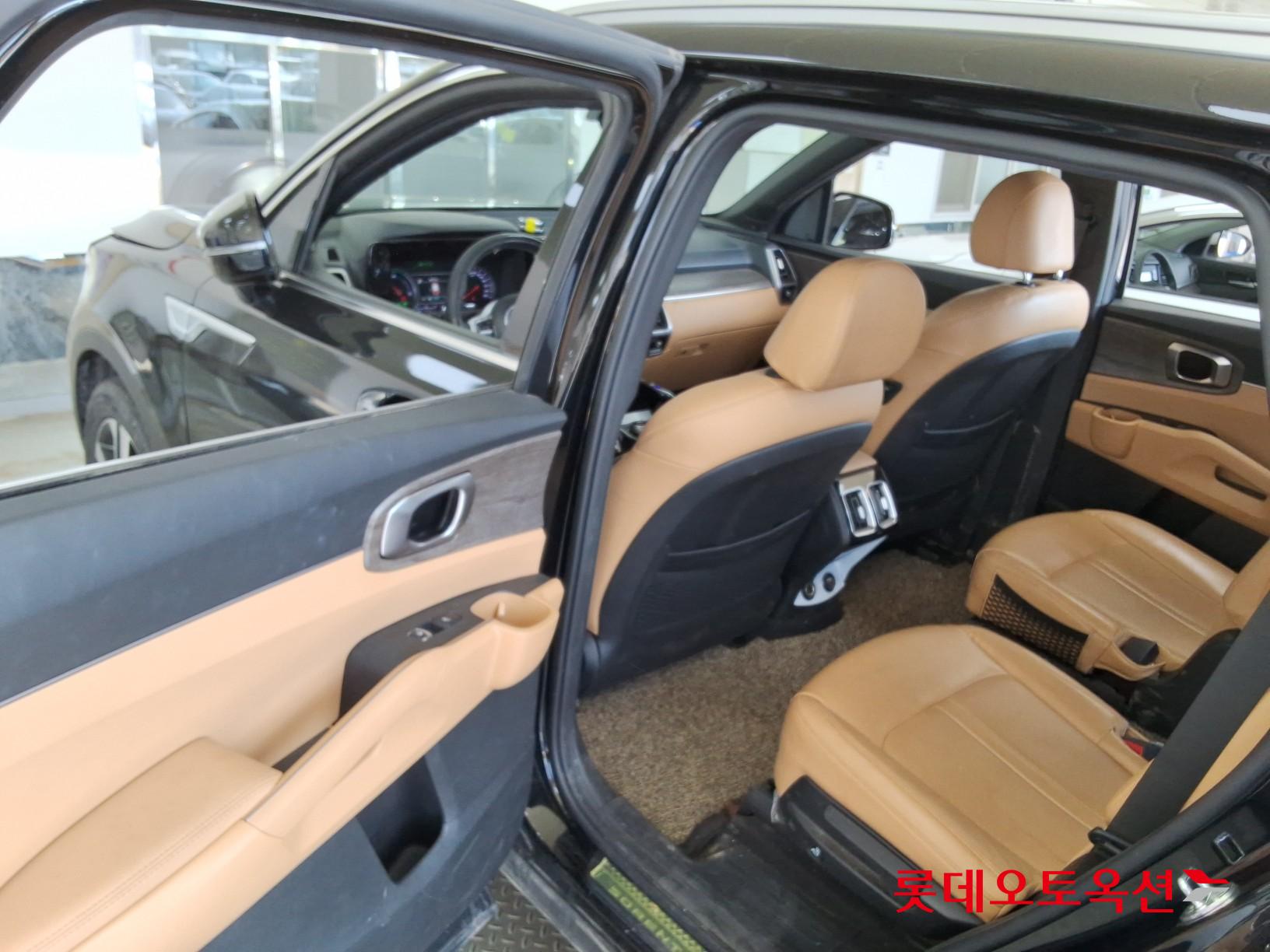2022 - kia sorento