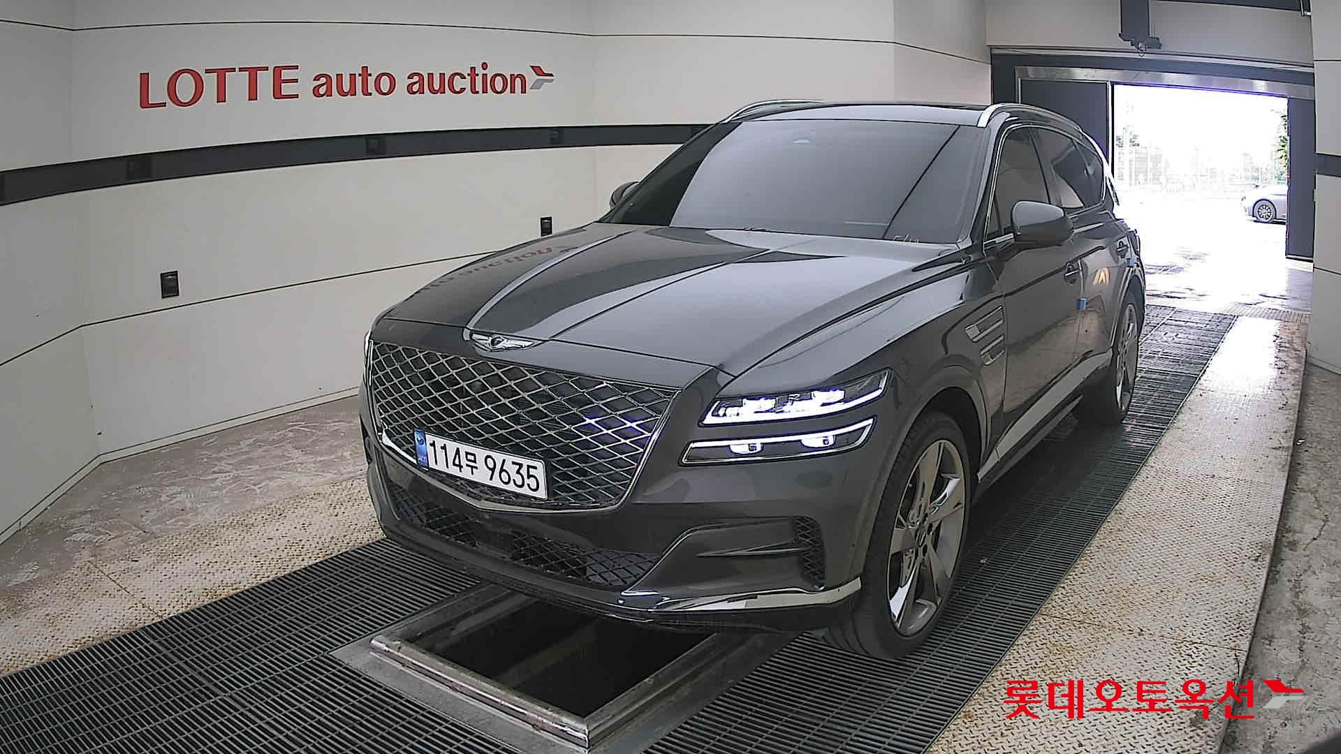 2023 - genesis gv80