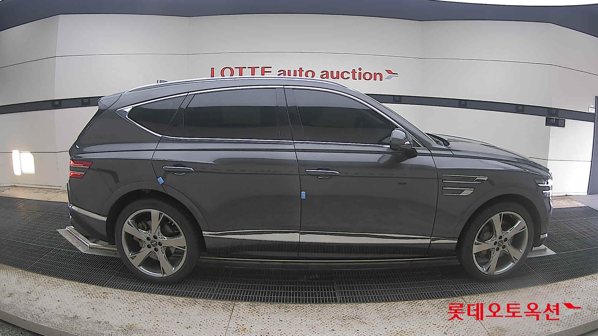 2023 - genesis gv80