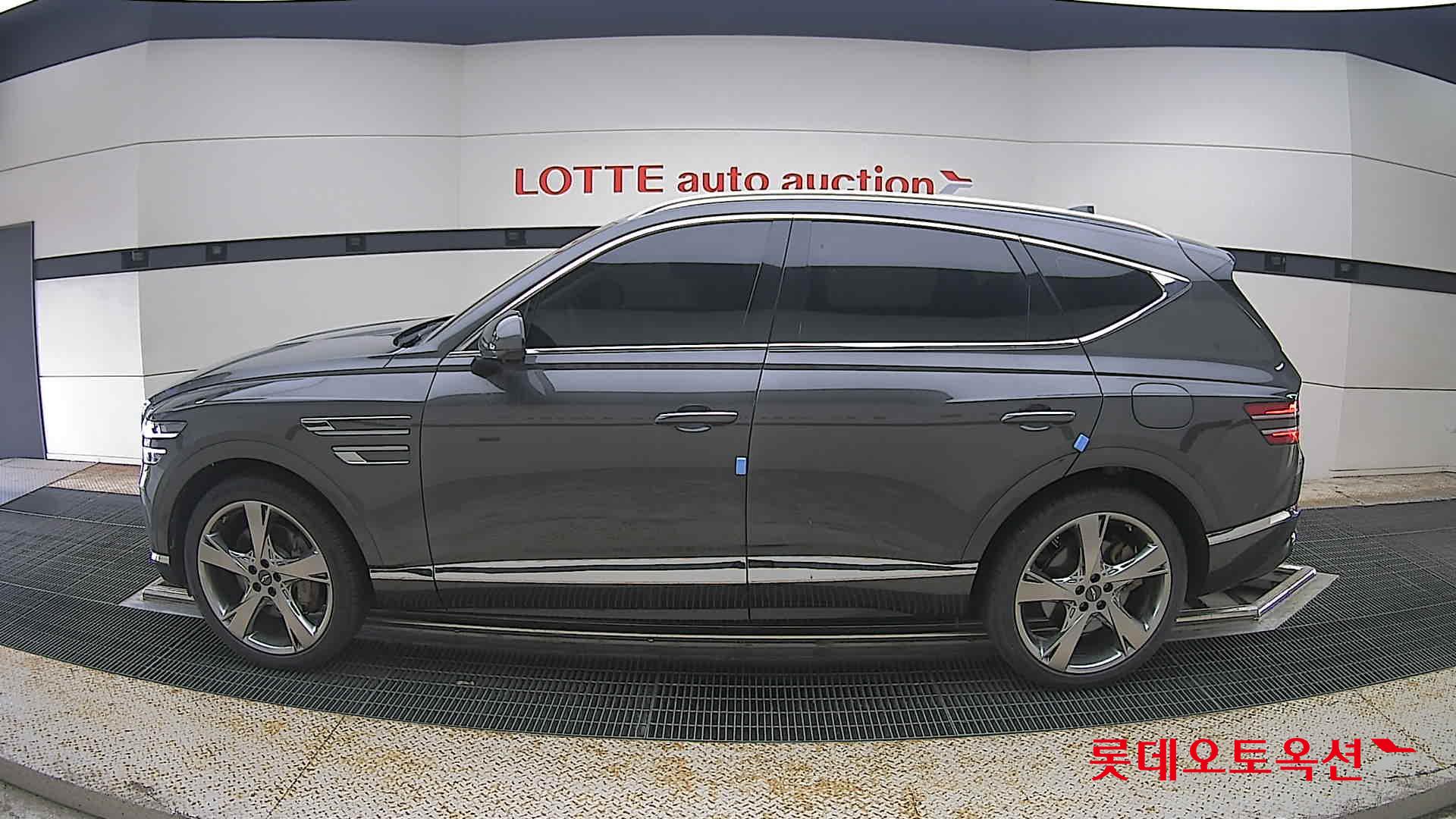 2023 - genesis gv80