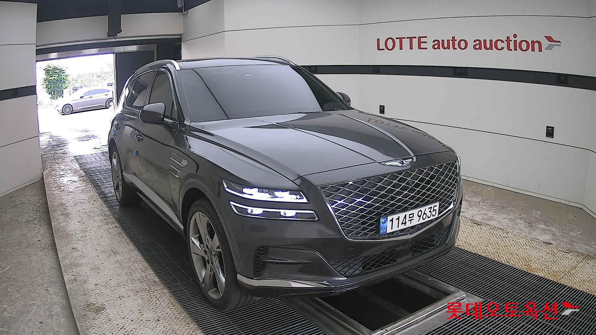2023 - genesis gv80