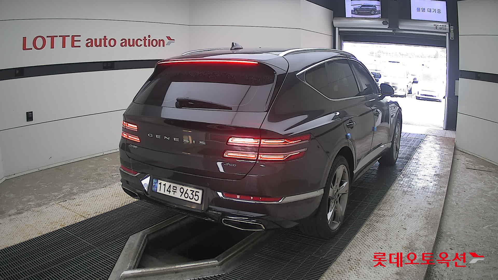 2023 - genesis gv80