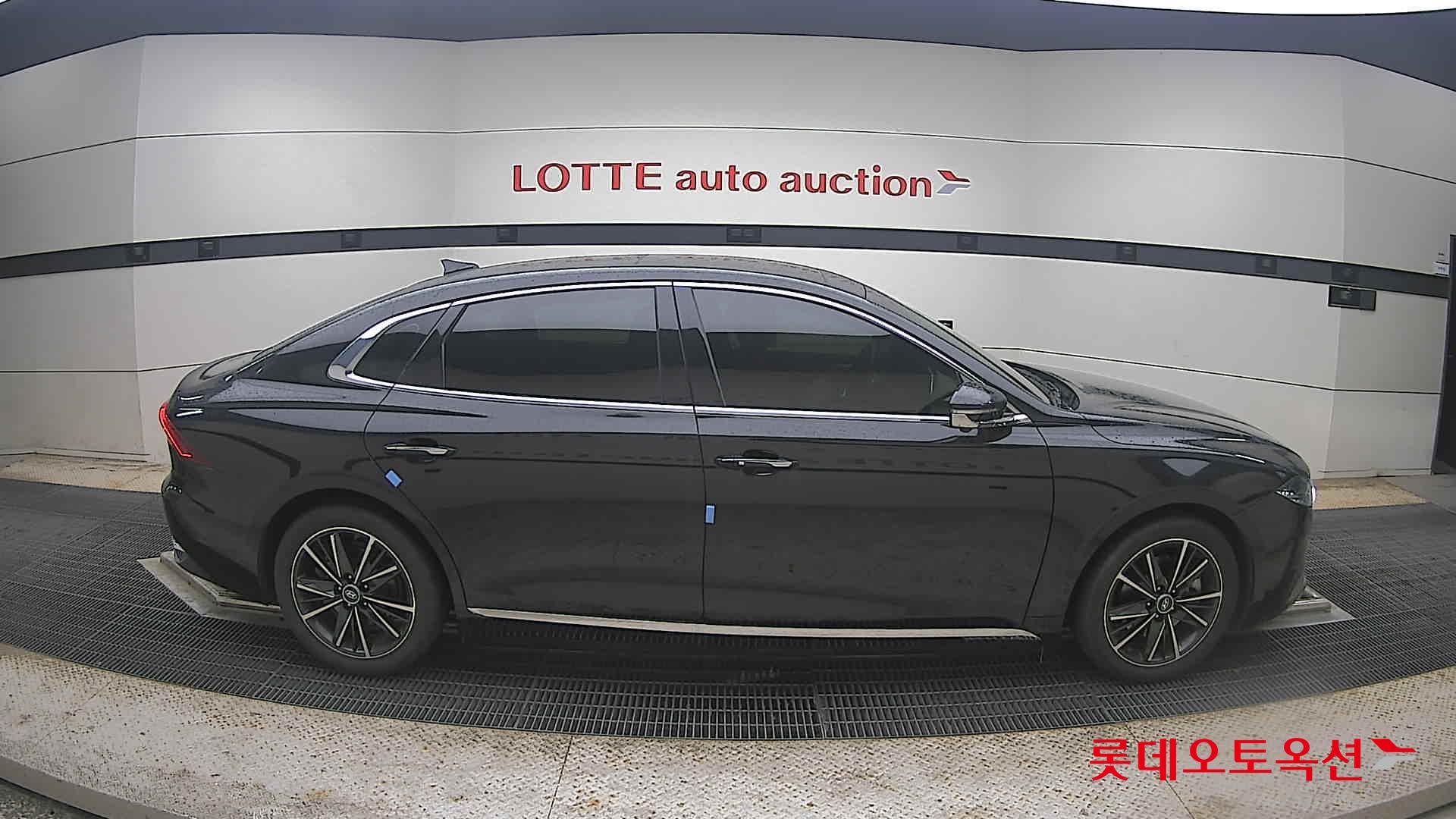 2022 - hyundai grandeur
