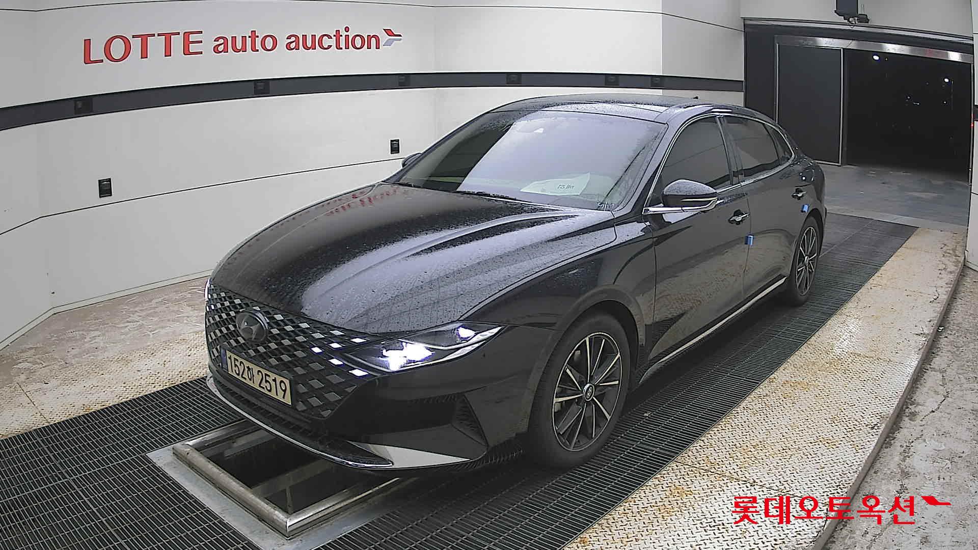 2022 - hyundai grandeur