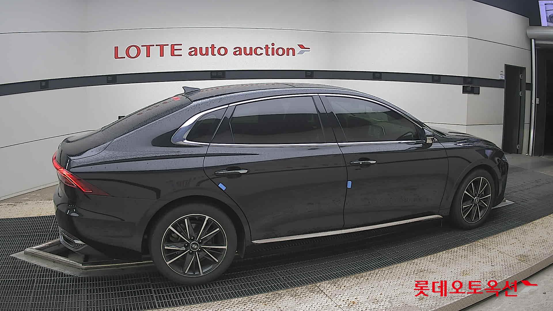 2022 - hyundai grandeur