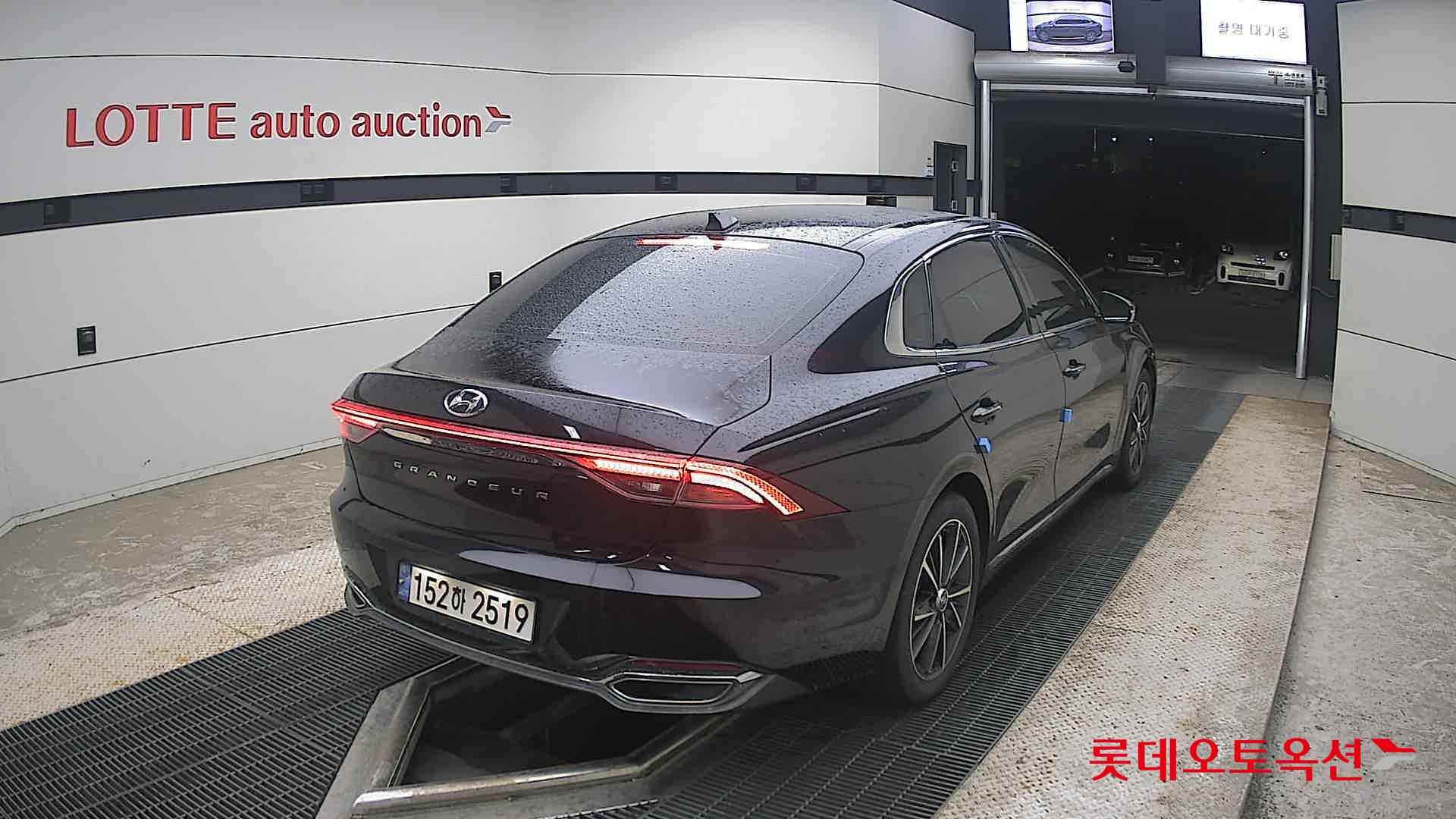 2022 - hyundai grandeur