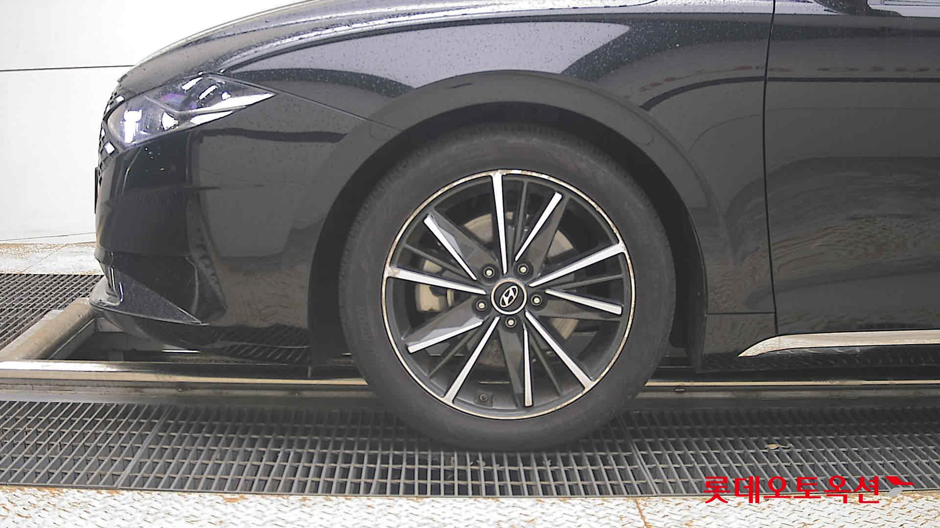 2022 - hyundai grandeur