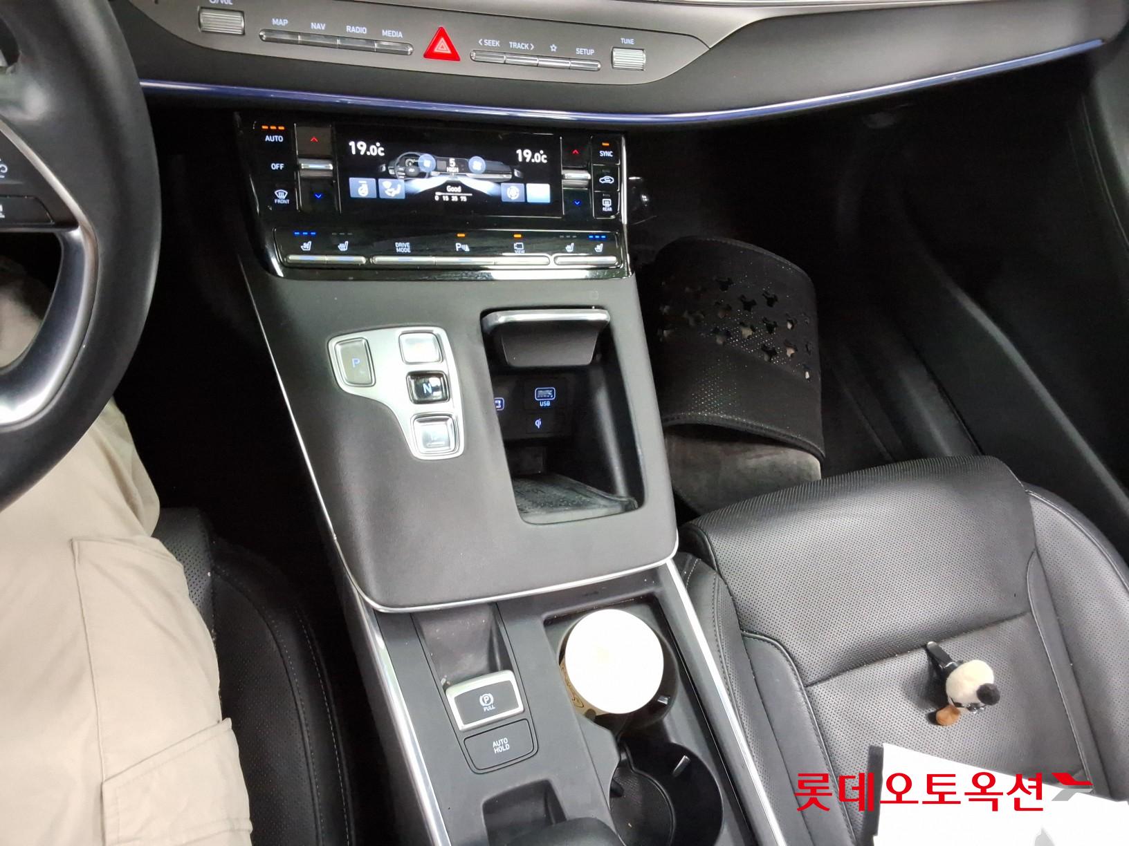 2022 - hyundai grandeur