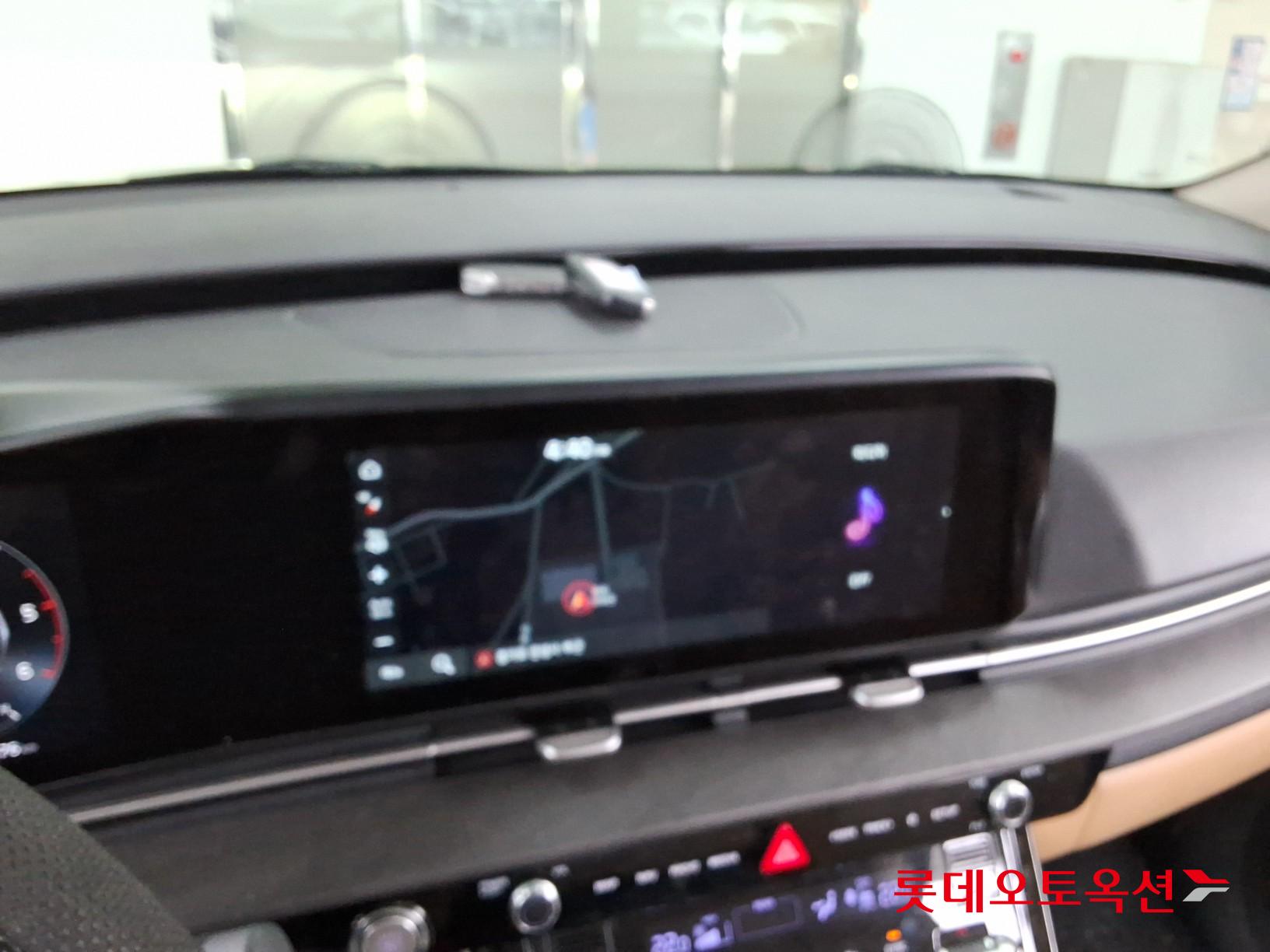 2021 - kia carnival