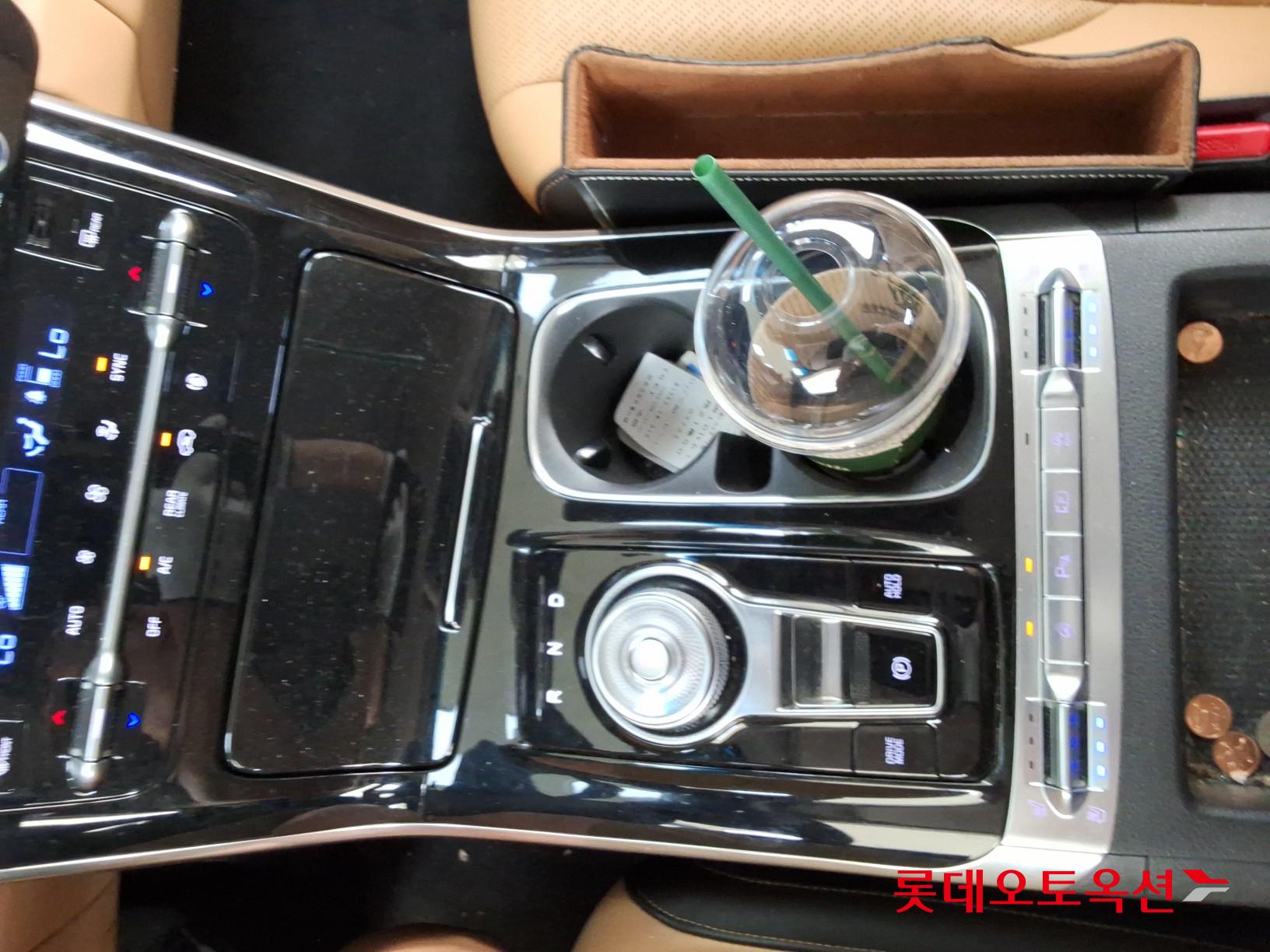 2023 - kia carnival
