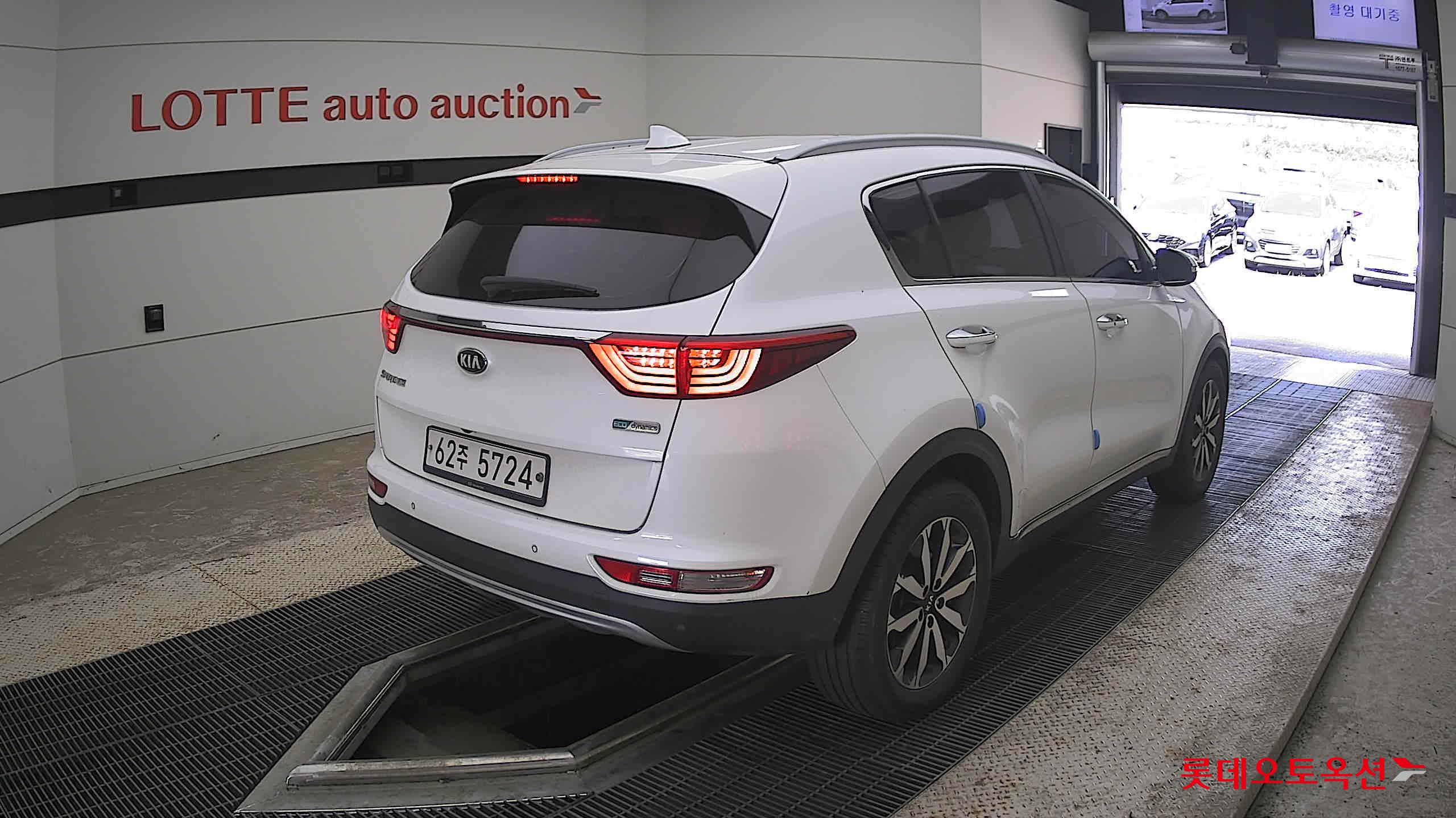 2016 - kia sportage