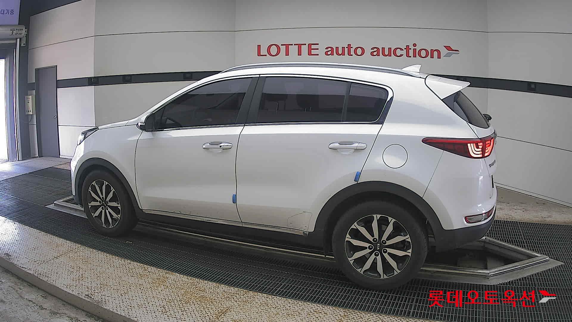 2016 - kia sportage