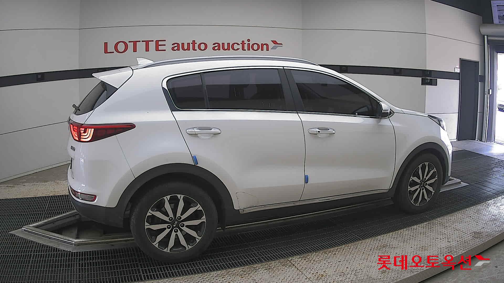 2016 - kia sportage