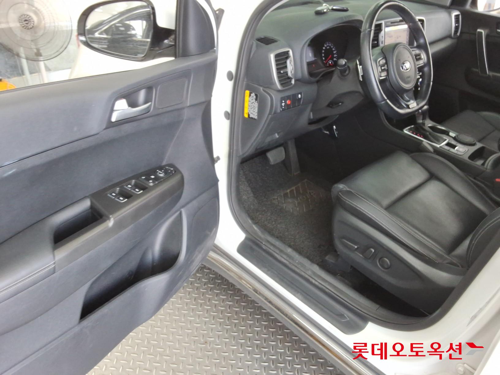 2016 - kia sportage