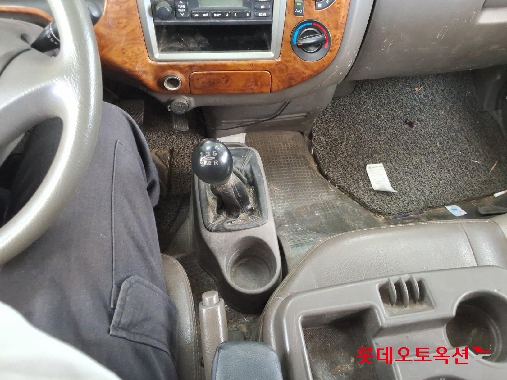 2012 - hyundai porter