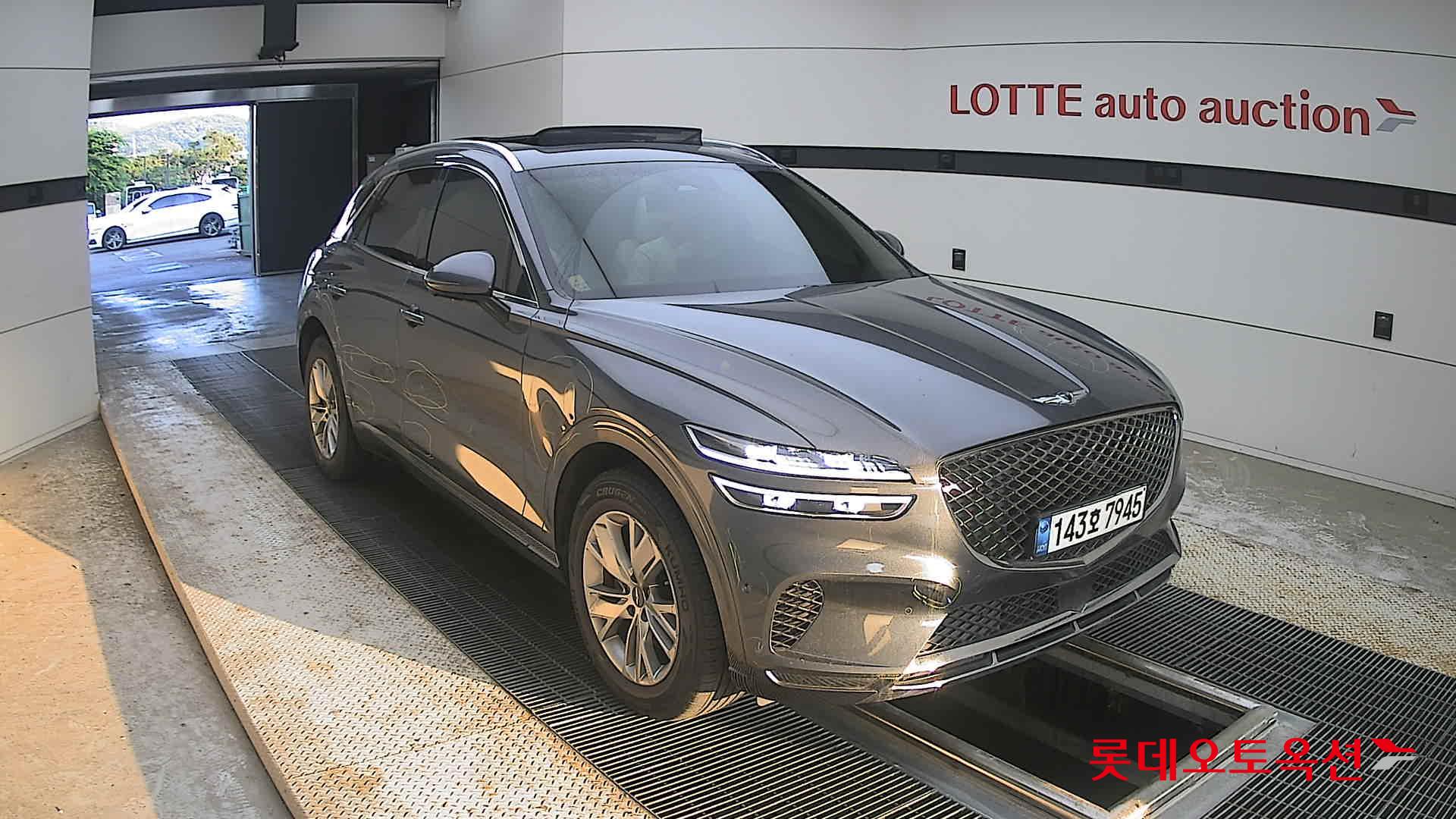 2022 - genesis gv70