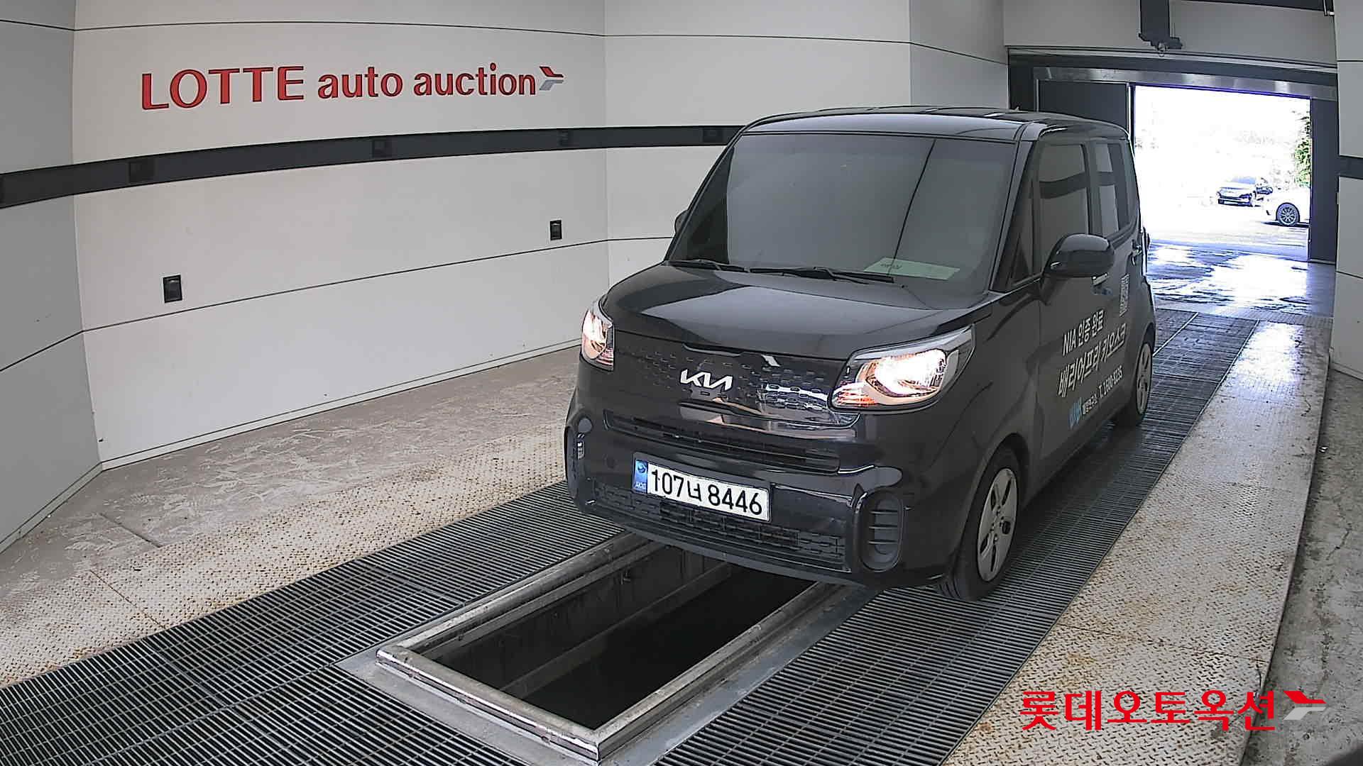 2022 - kia ray