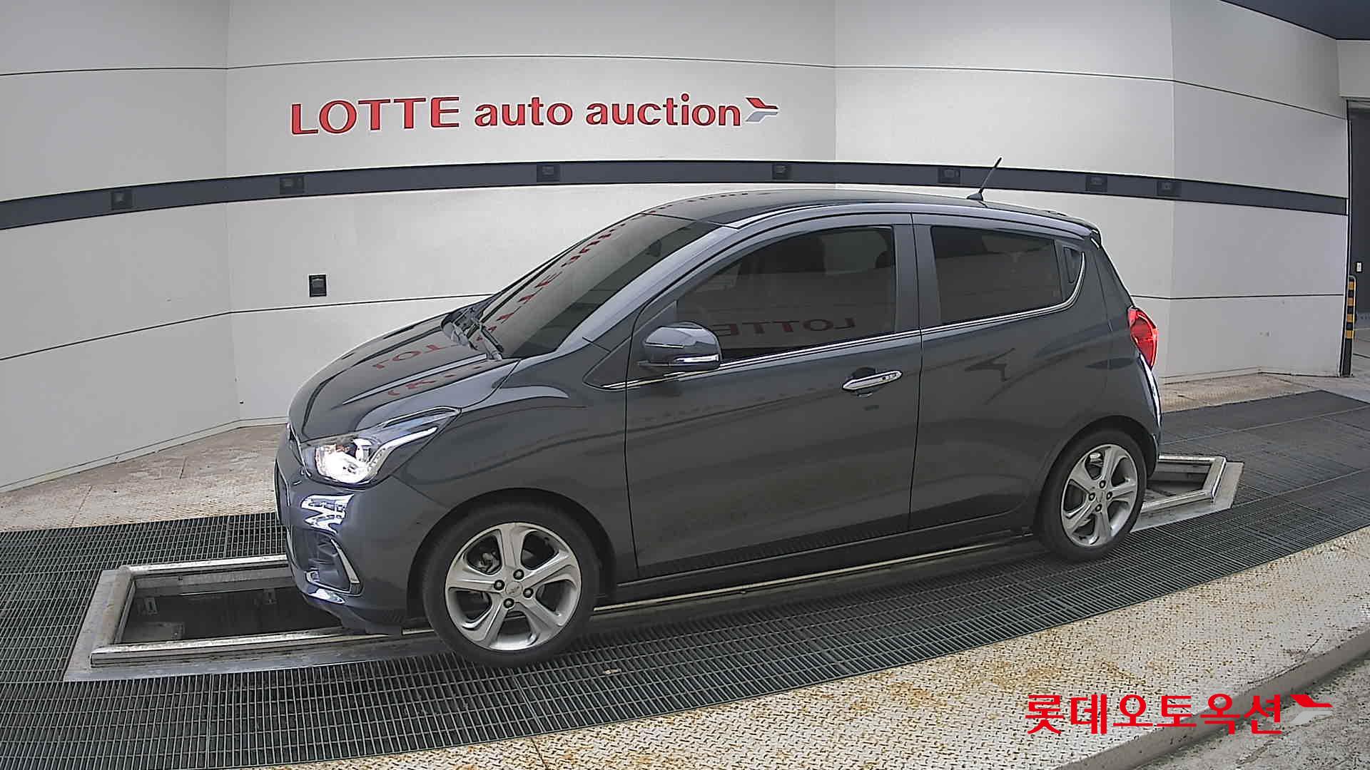 2017 - chevrolet spark