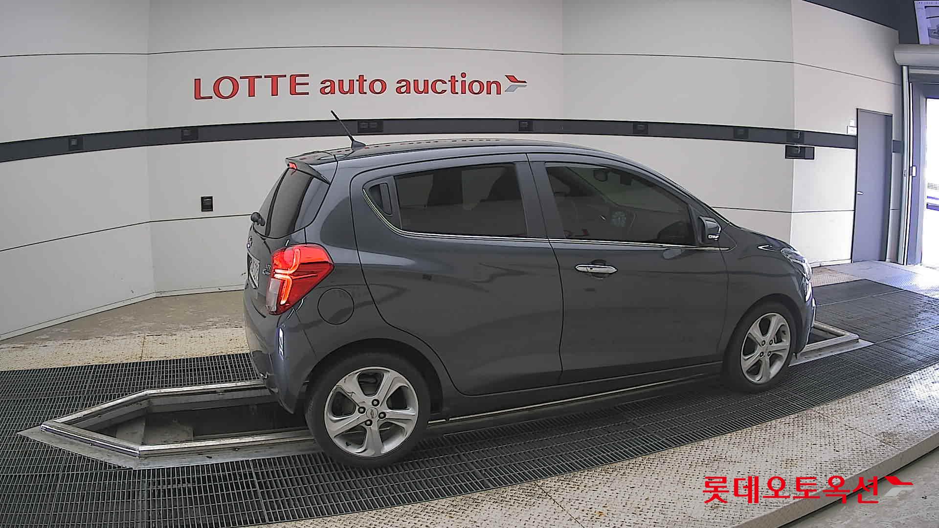 2017 - chevrolet spark