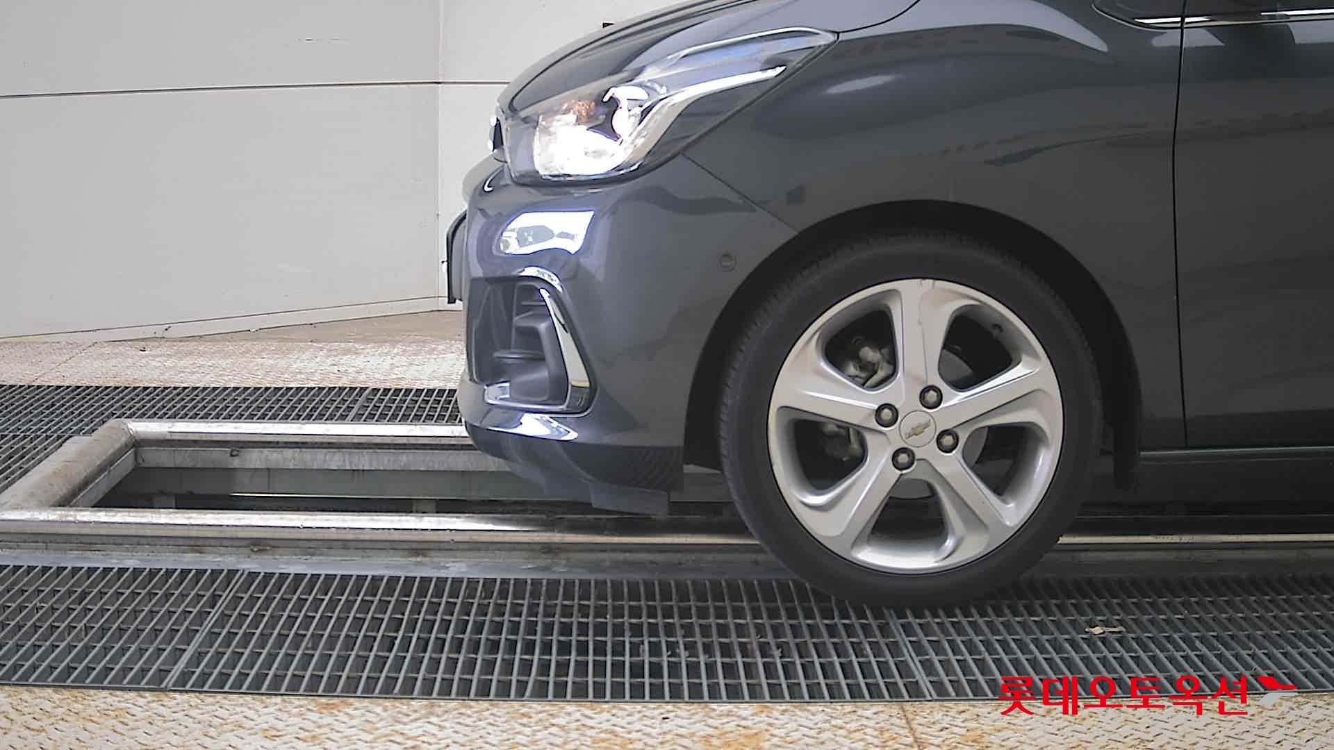 2017 - chevrolet spark