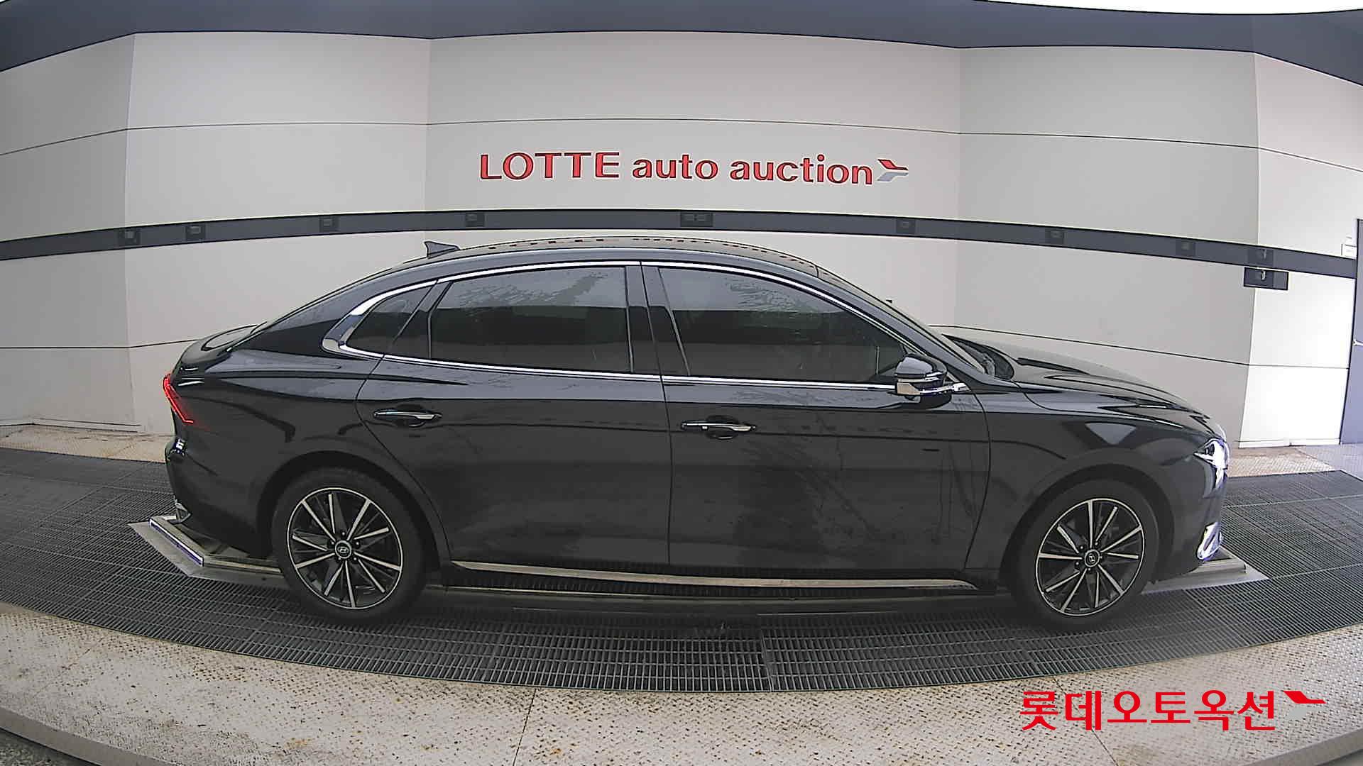 2022 - hyundai grandeur