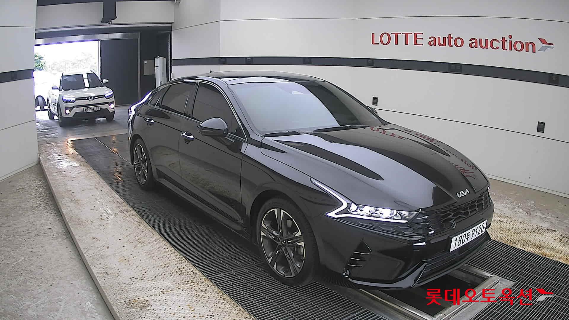 2023 - kia k5