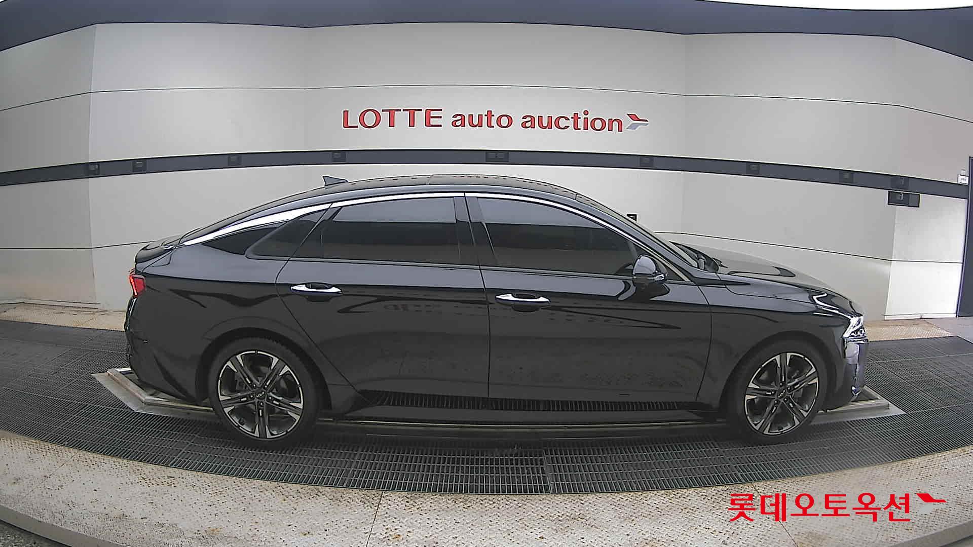 2023 - kia k5