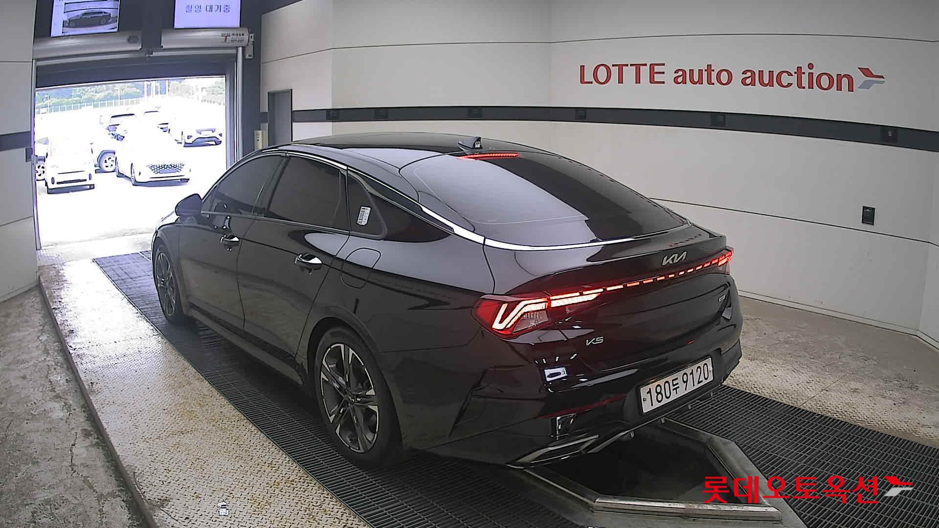 2023 - kia k5
