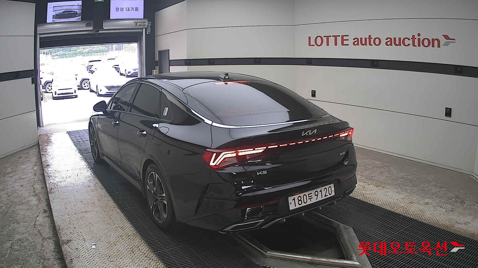 2023 - kia k5