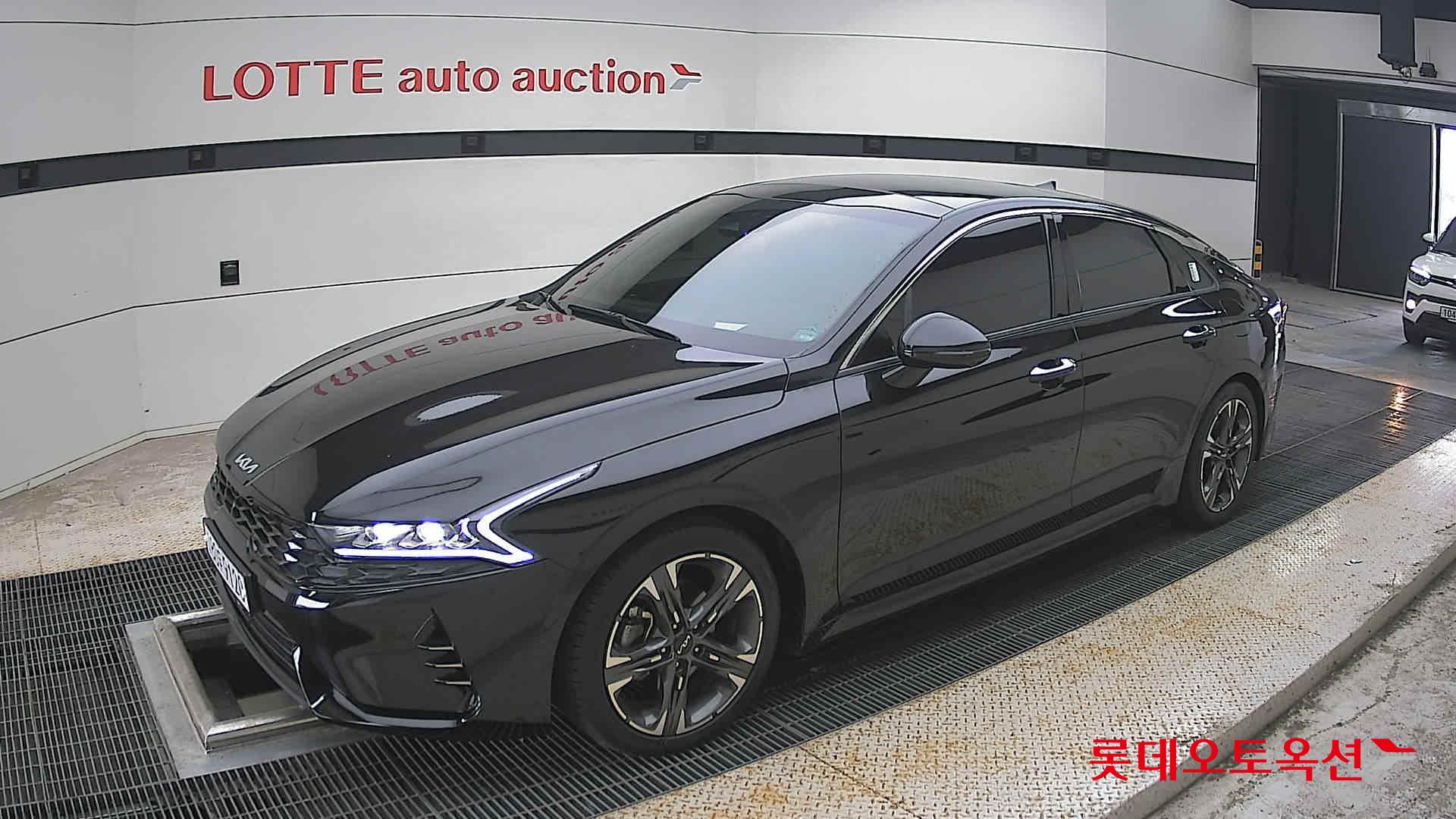 2023 - kia k5