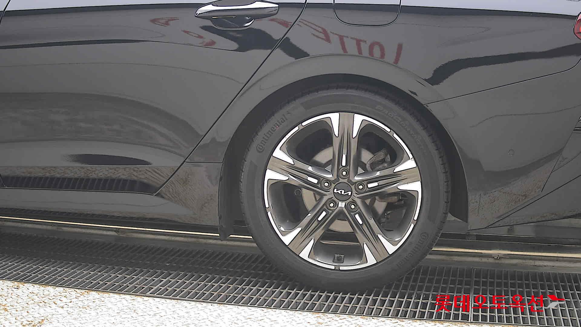 2023 - kia k5