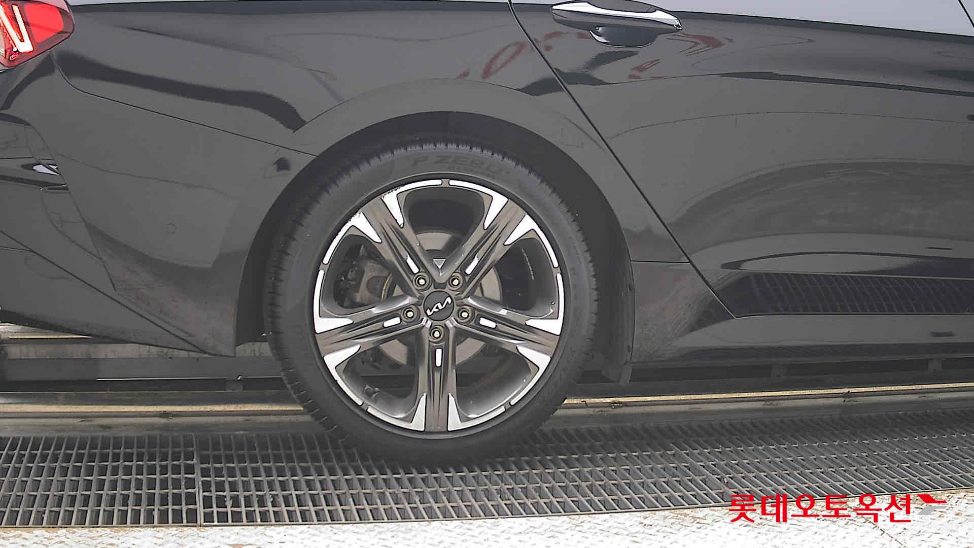 2023 - kia k5