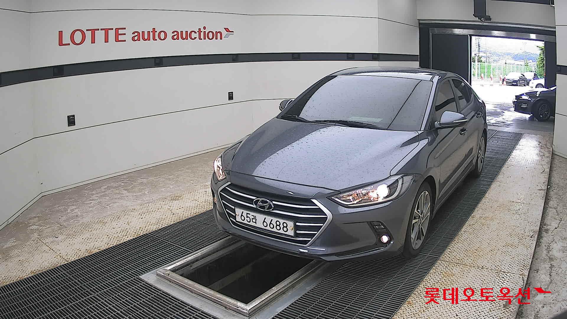 2018 - hyundai avante