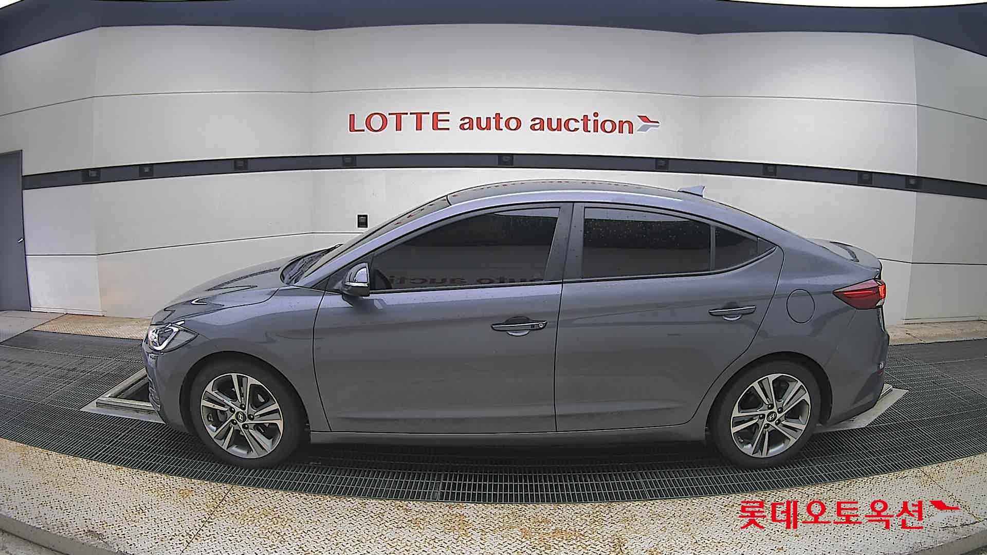 2018 - hyundai avante