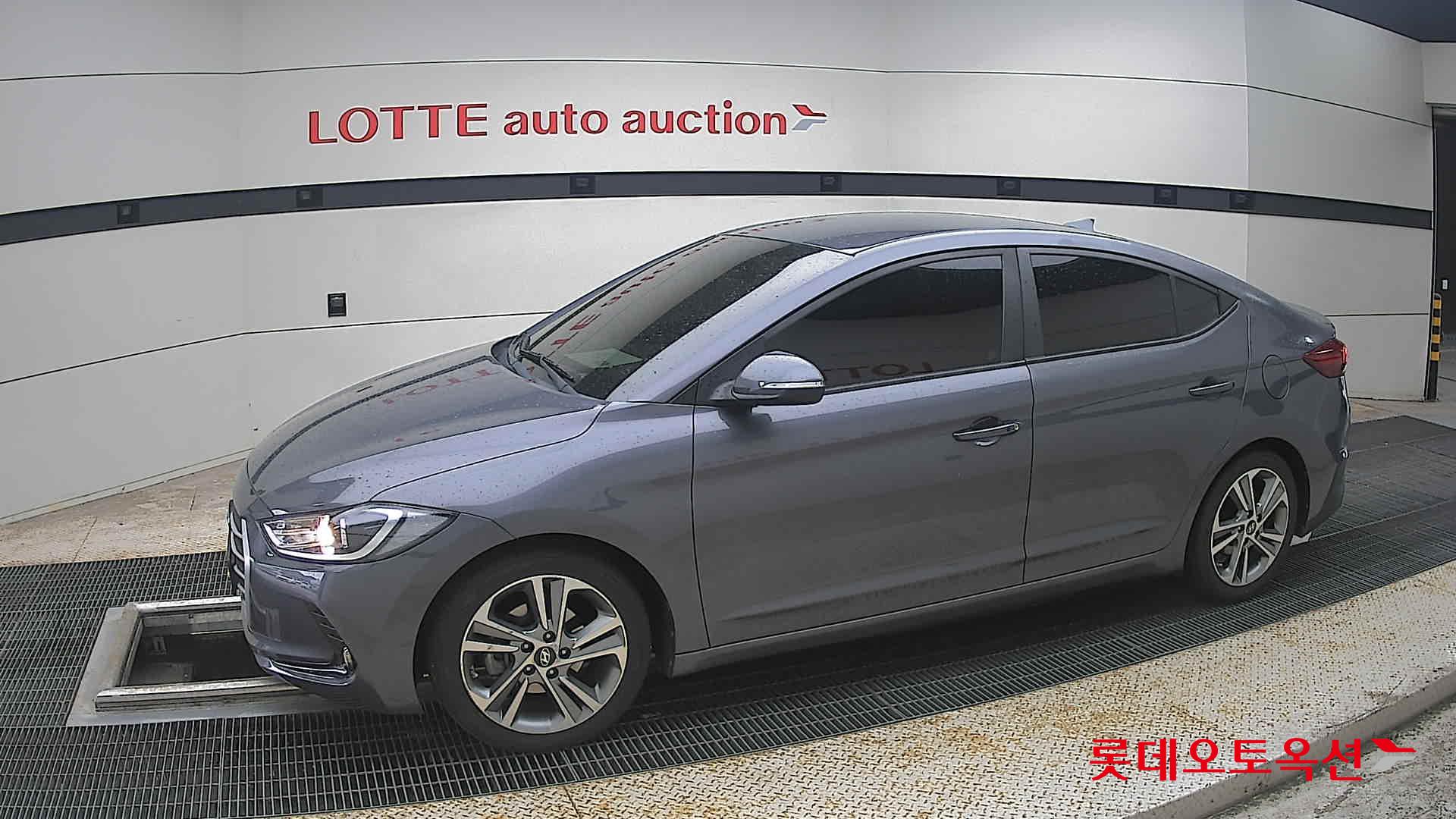 2018 - hyundai avante