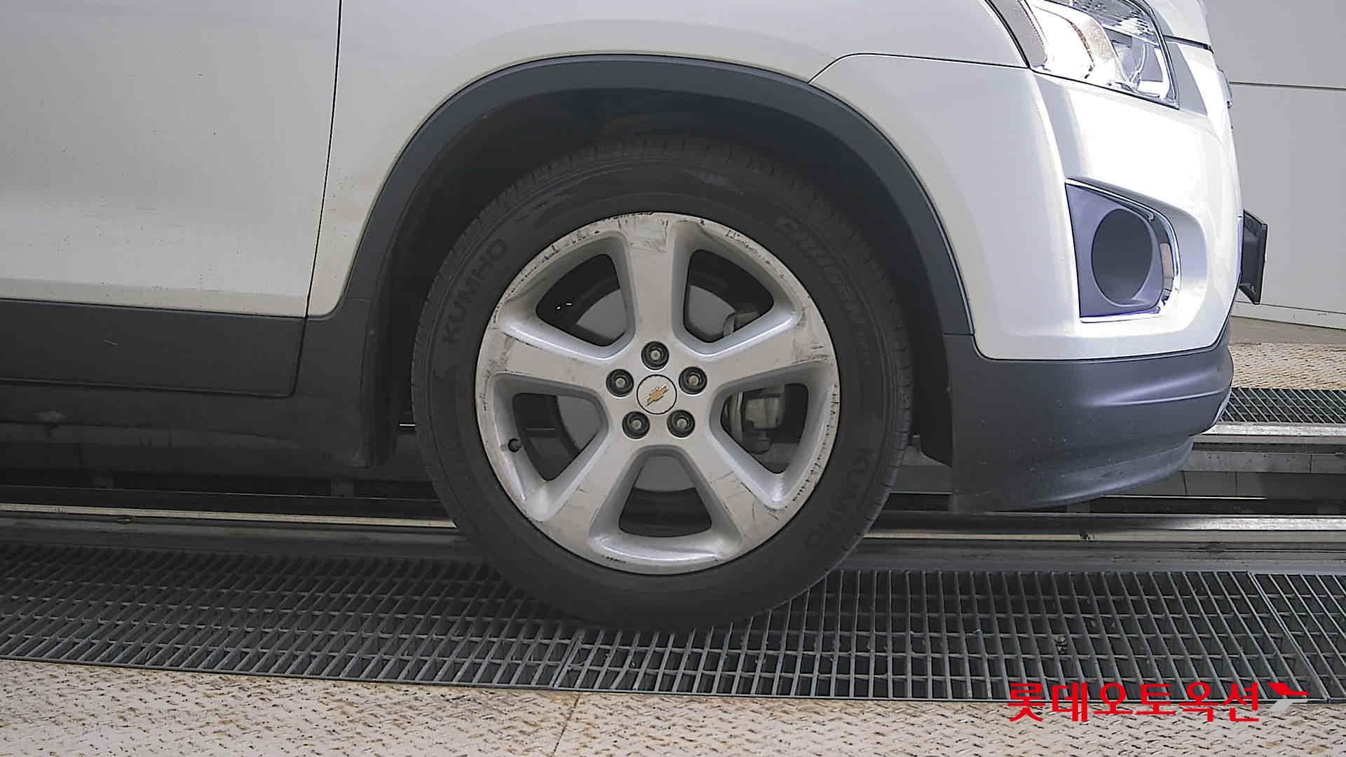 2015 - chevrolet trax