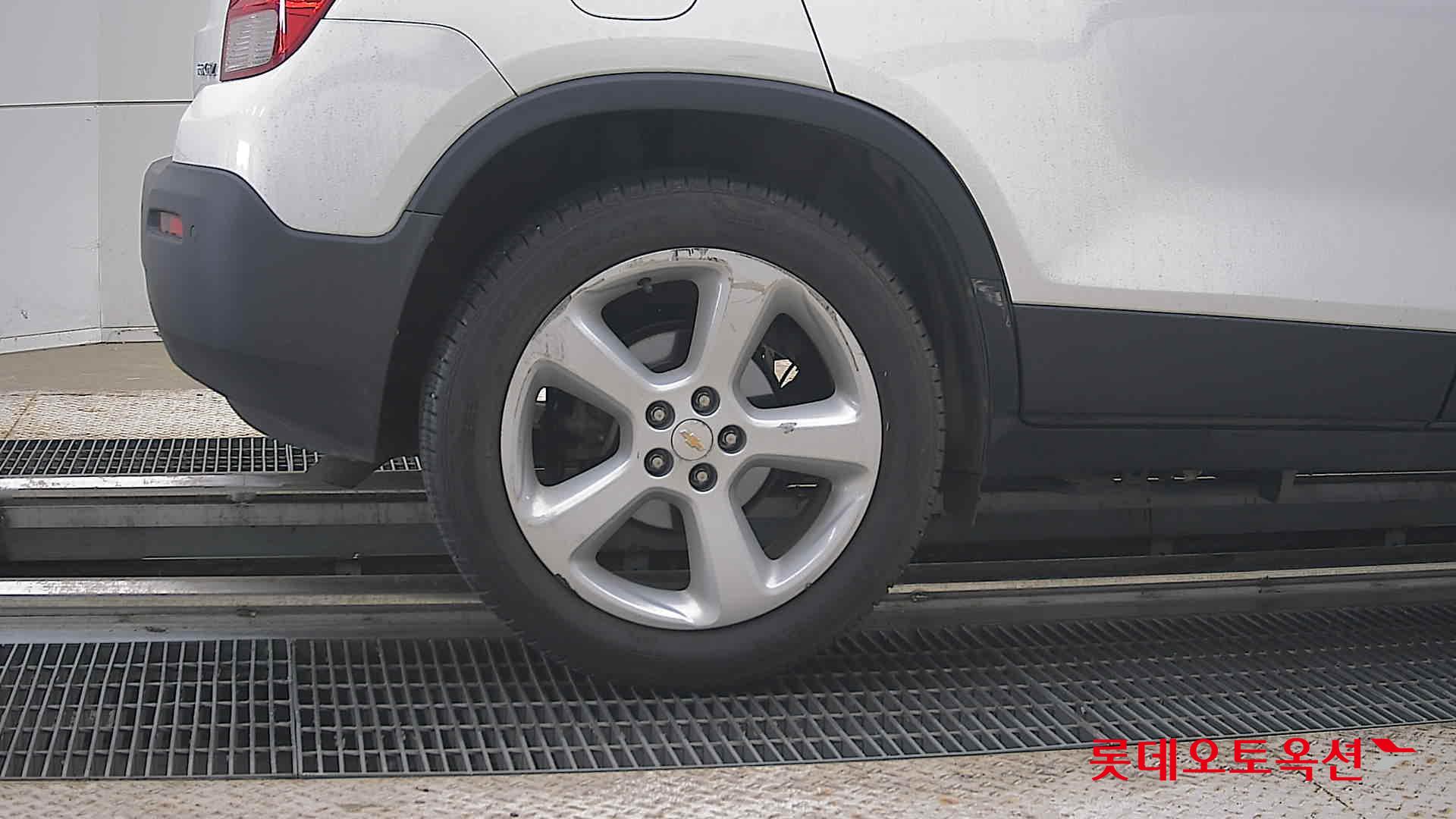 2015 - chevrolet trax