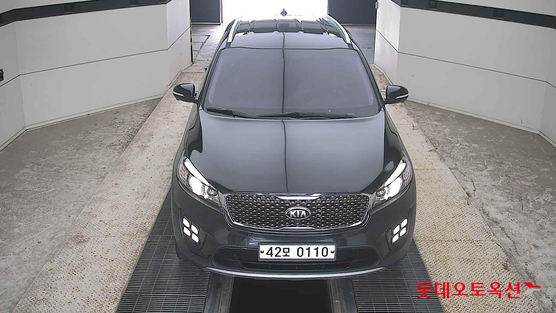SORENTO (D) ()