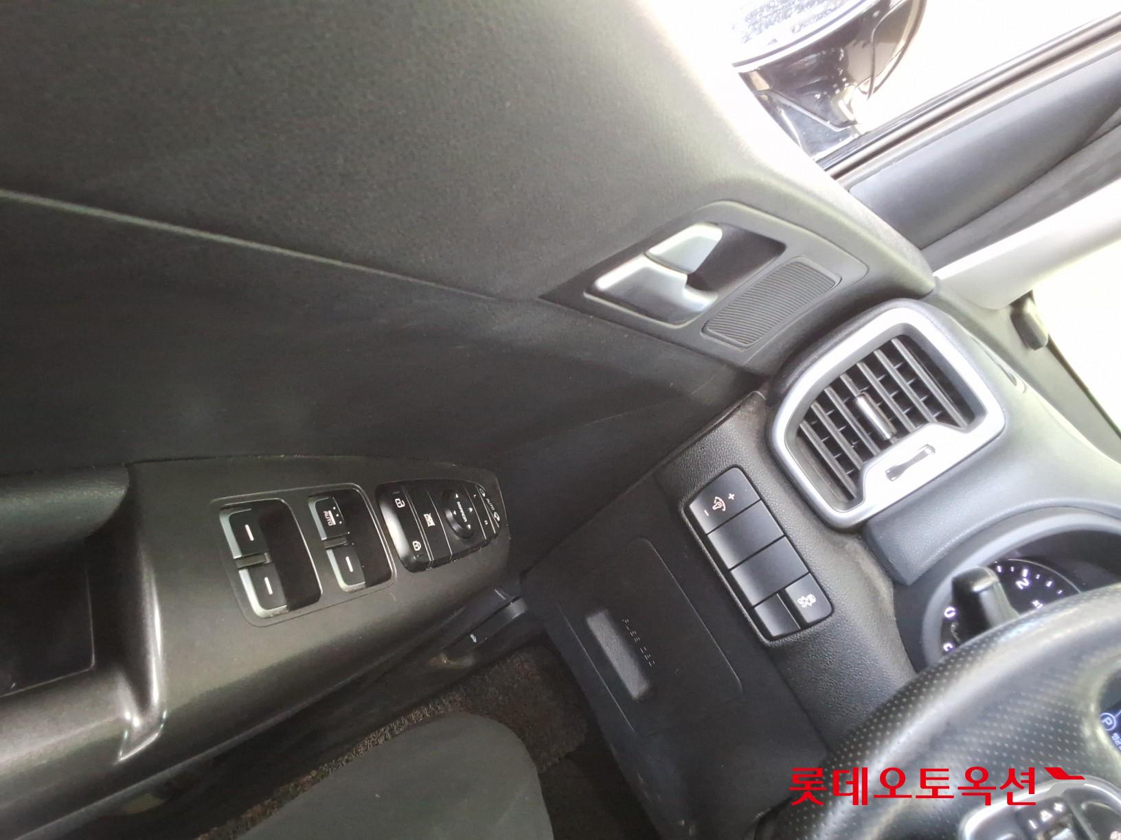2016 - kia sportage
