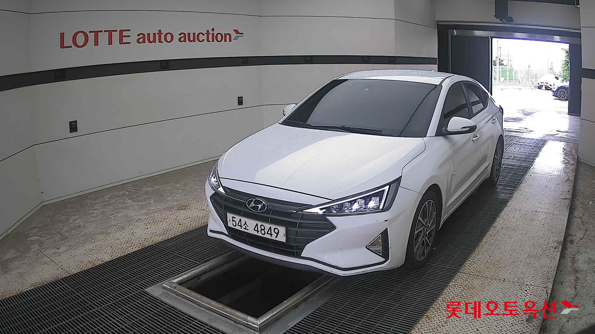 2019 - hyundai avante