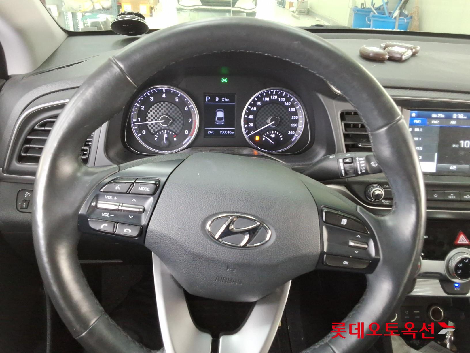 2019 - hyundai avante