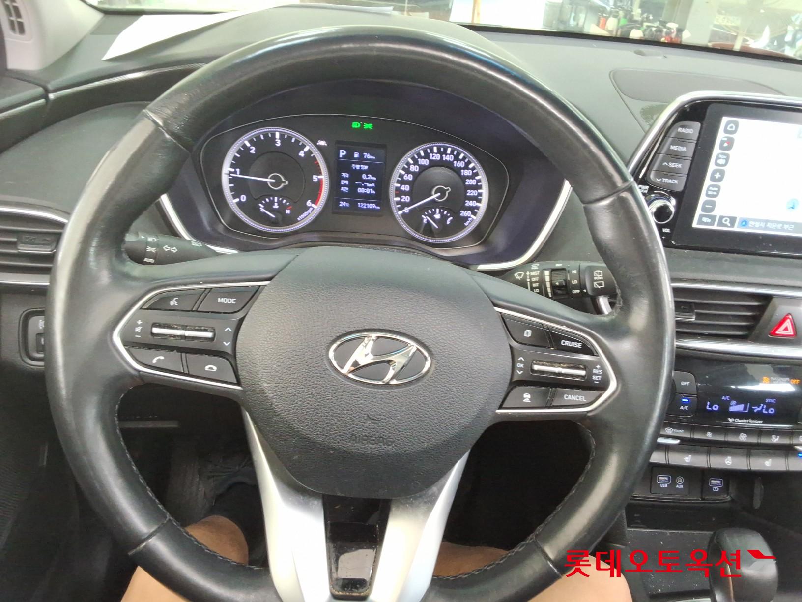 2019 - hyundai santafe