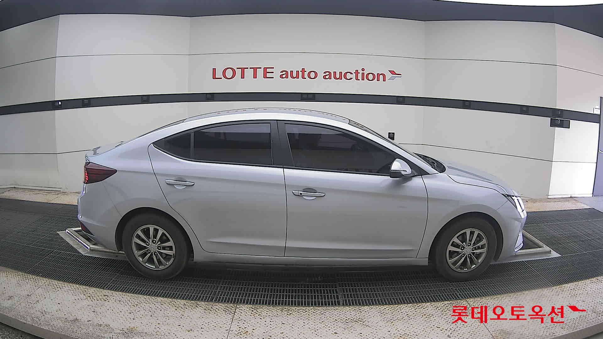 2020 - hyundai avante