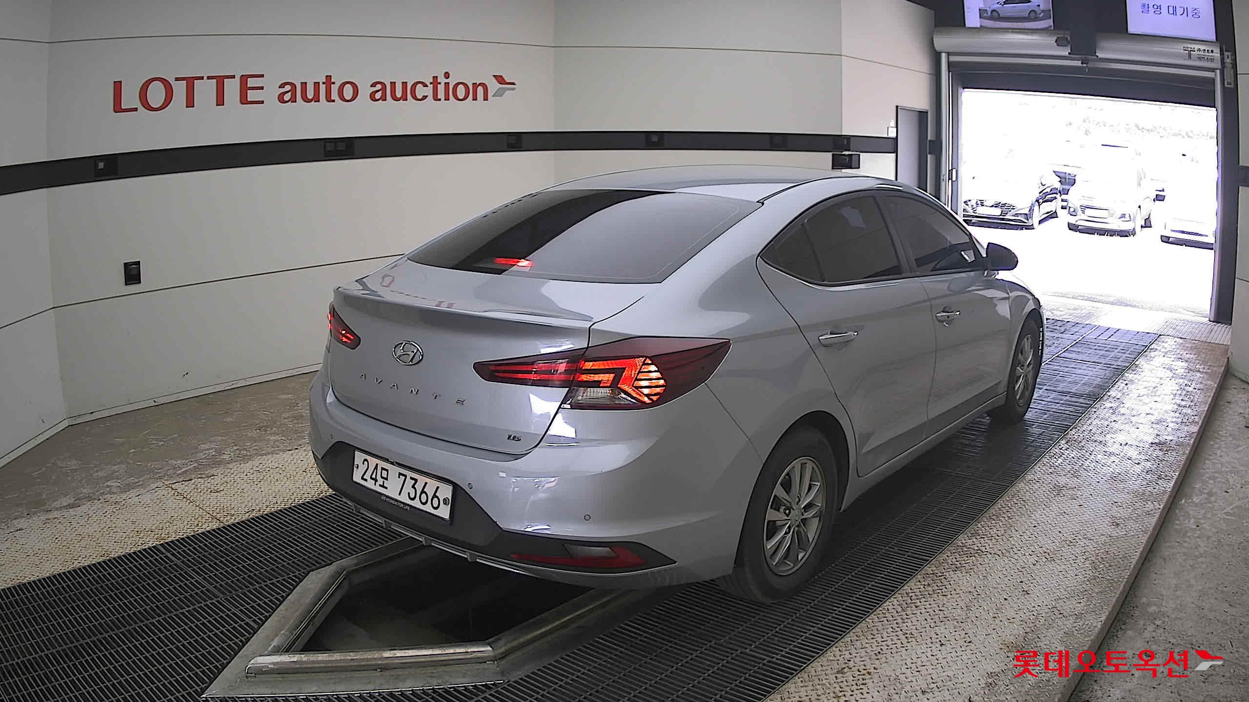 2020 - hyundai avante