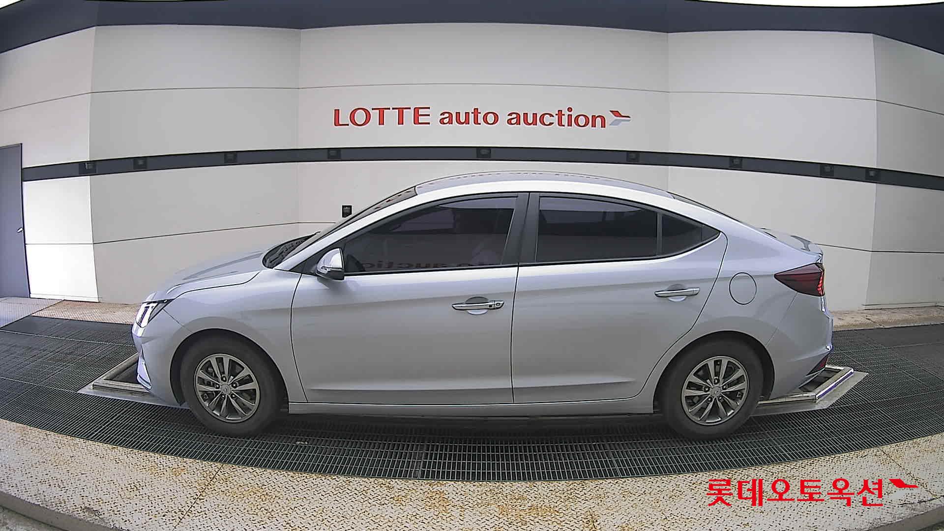 2020 - hyundai avante