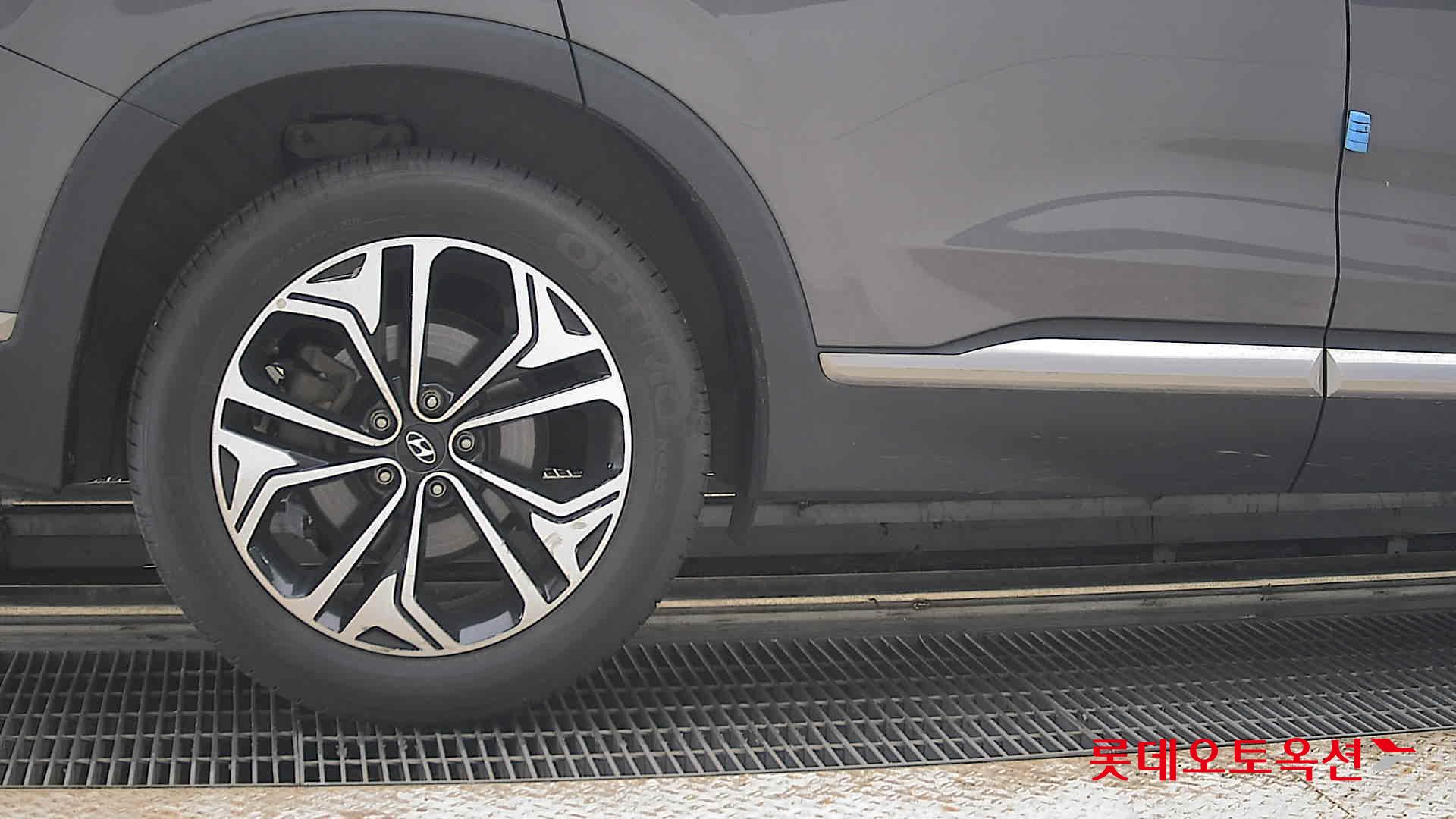 2019 - hyundai santafe