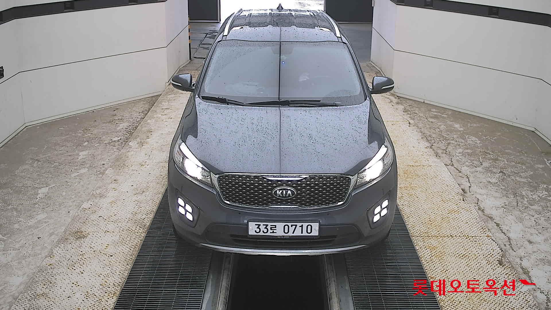 SORENTO (D) ()