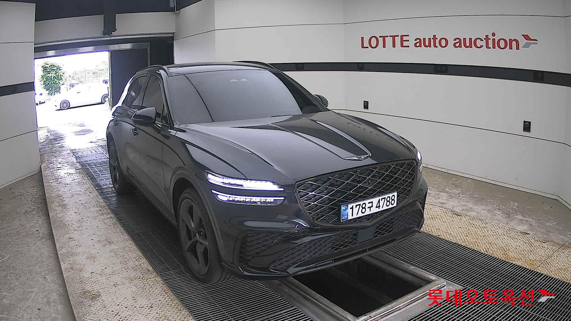 2025 - genesis gv70