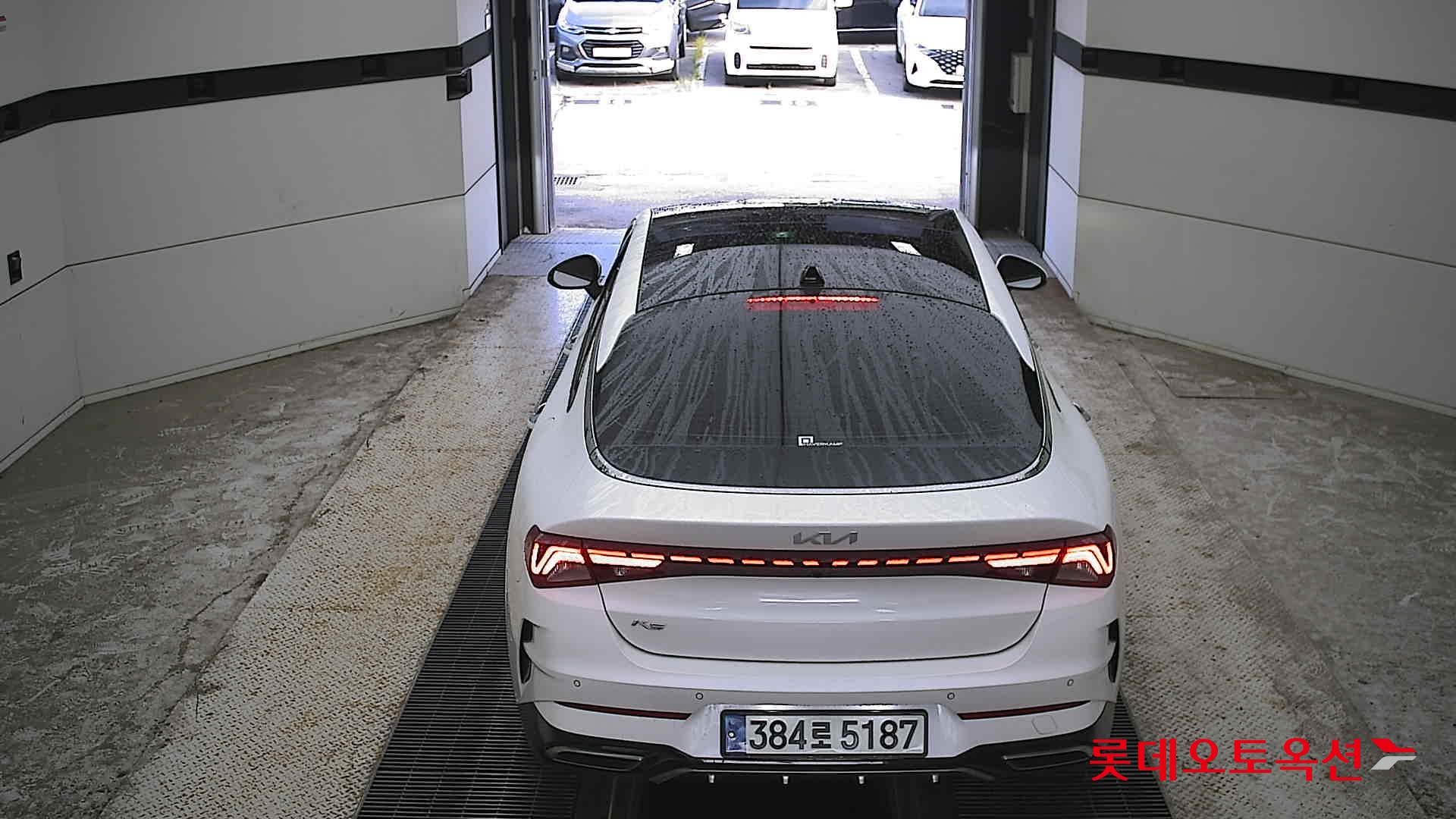 2022 - kia k5